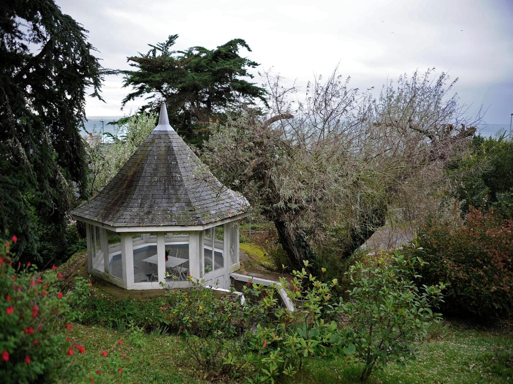 Beautiful Holiday Home With Sea View In Erquy Dış mekan fotoğraf