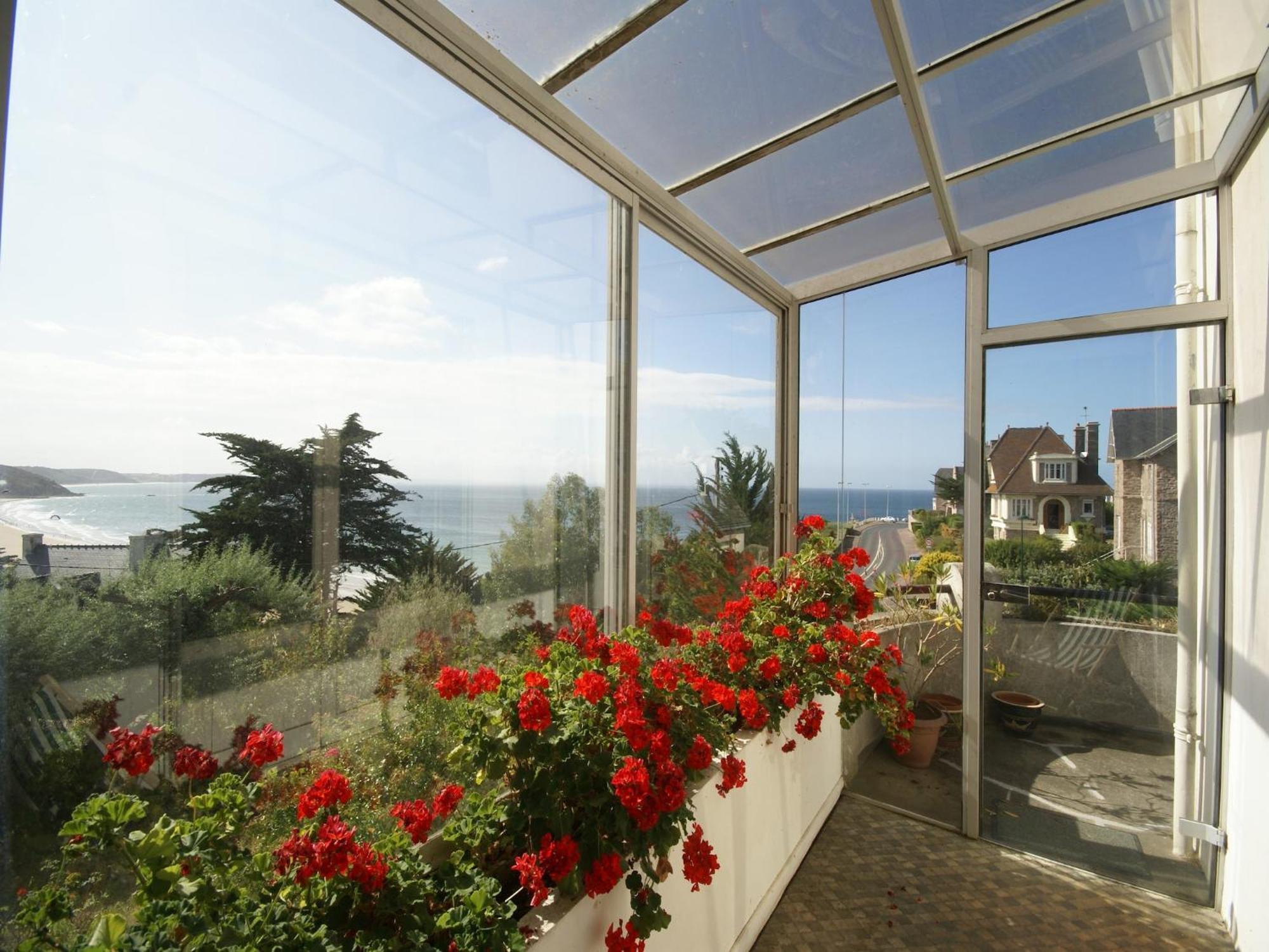 Beautiful Holiday Home With Sea View In Erquy Dış mekan fotoğraf